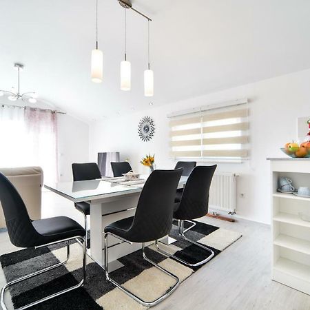מלון זאדאר Apartman Novokmet-Crno מראה חיצוני תמונה